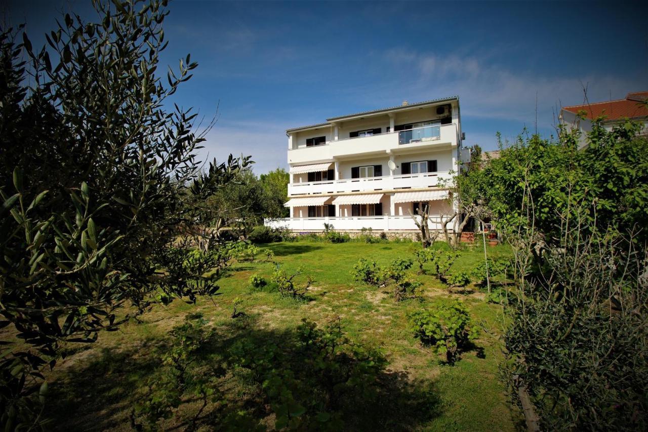 Apartments And Rooms With Parking Space Pag - 13060 Pag Town Exteriör bild